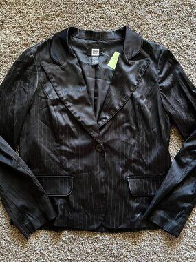 Studio 1940 Women's Black Satin Blazer